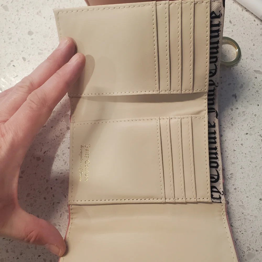 Juicy Couture Wallet Bundle - Picture 3 of 4